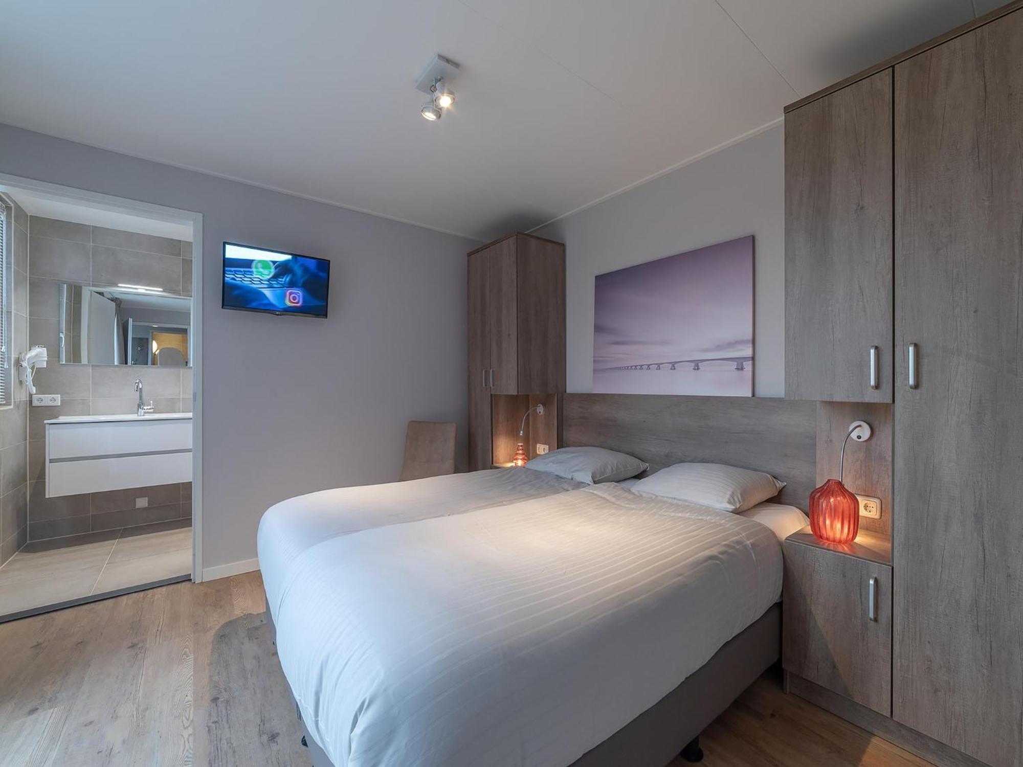 Design Apartment In Zeeland With Its Own Wellness Colijnsplaat Exterior foto
